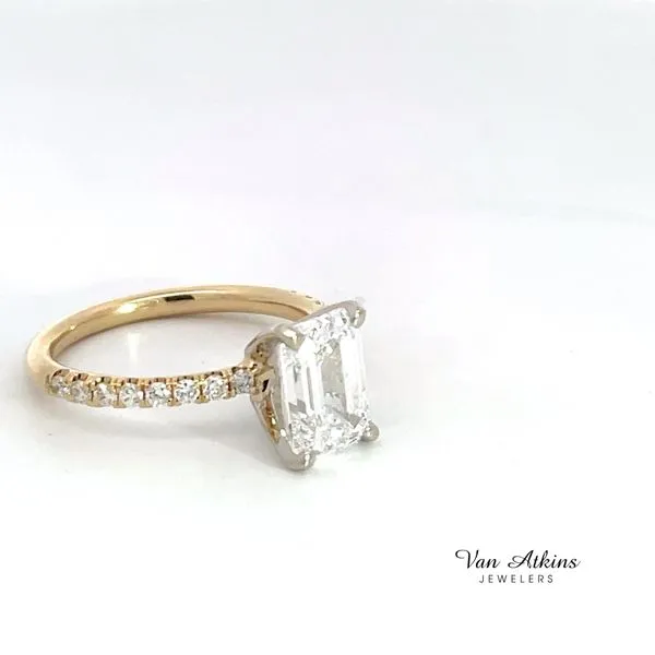 2.35 Carat Diamond Rings Emerald Image 2 Van Atkins Jewelers New Albany, MS