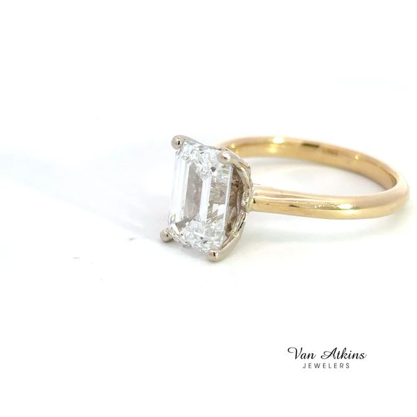 2.62 Carat Lab Grown Diamond Ring Emerald Image 3 Van Atkins Jewelers New Albany, MS