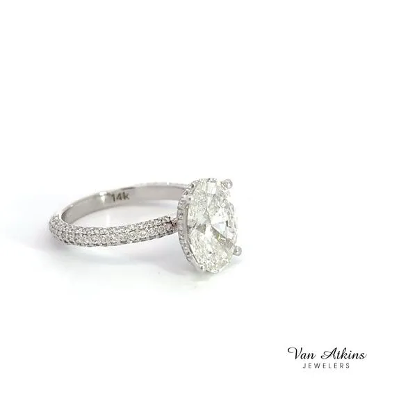 3.82 Carat Diamond Rings Oval 