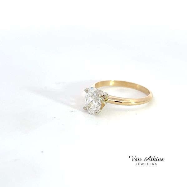 1.01 Carat Lab Grown Diamond Ring Oval Image 3 Van Atkins Jewelers New Albany, MS