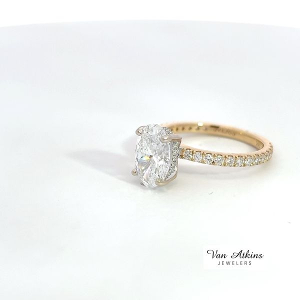 2.51 Carat Lab Grown Diamond Ring Oval Image 2 Van Atkins Jewelers New Albany, MS