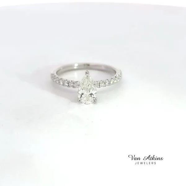 0.9 Carat Diamond Rings Pear Image 4 Van Atkins Jewelers New Albany, MS