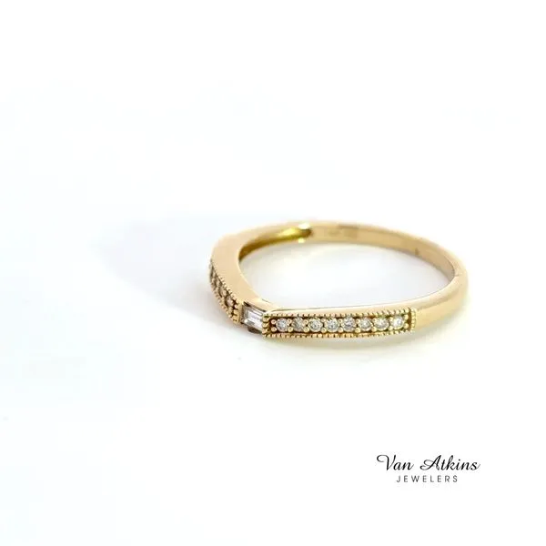0.15 Carat Diamond Band Image 3 Van Atkins Jewelers New Albany, MS