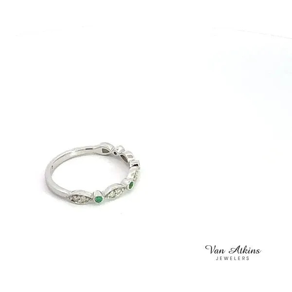 0.13 Carat Diamond Bands - Ladies Image 2 Van Atkins Jewelers New Albany, MS