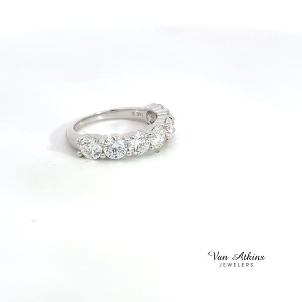 2.50 Carat Diamond Bands - Ladies Image 4 Van Atkins Jewelers New Albany, MS