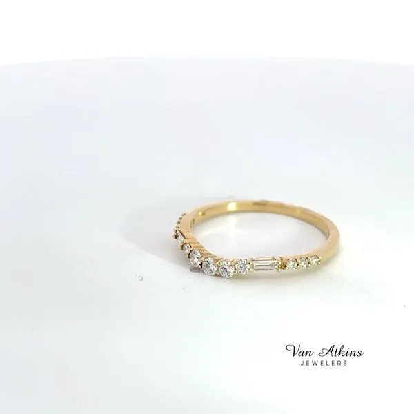 0.20 Carat Diamond Band Image 2 Van Atkins Jewelers New Albany, MS