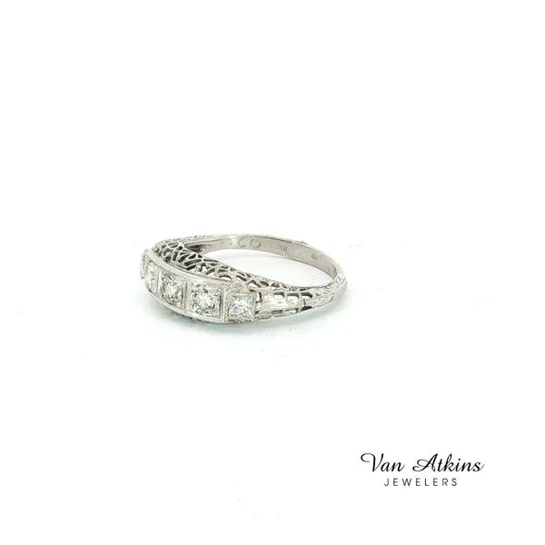0.5 Carat Estate Three Stone Rings Image 2 Van Atkins Jewelers New Albany, MS