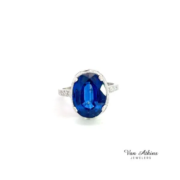 6 Carat Sapphire Ring Image 4 Van Atkins Jewelers New Albany, MS