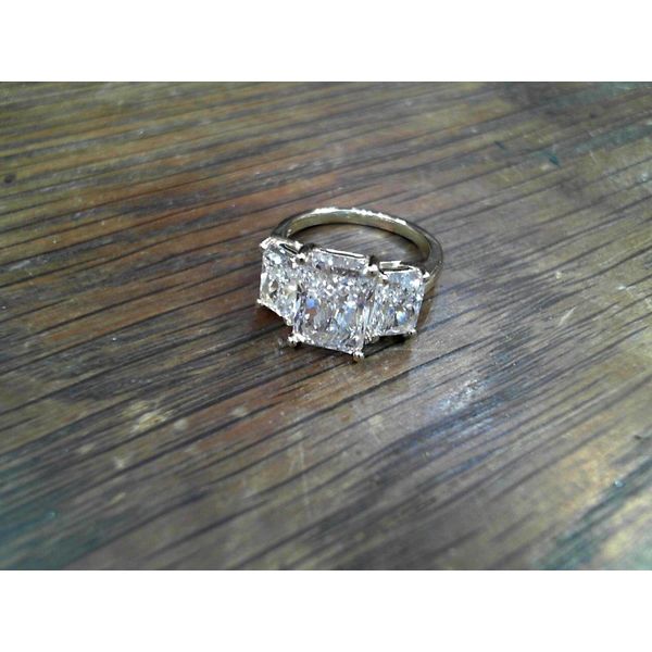 Ring Van Atkins Jewelers New Albany, MS