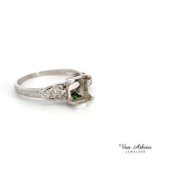 Estate Diamond Semi-Mount Ring Image 3 Van Atkins Jewelers New Albany, MS