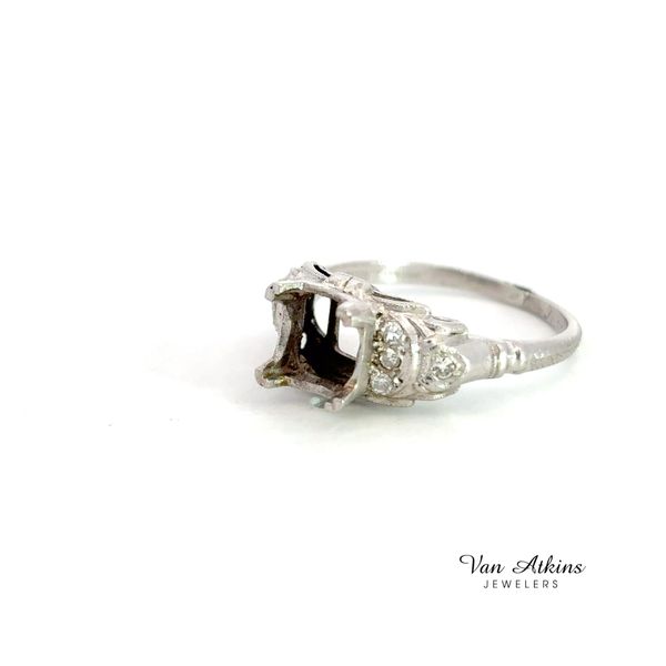 Estate Diamond Semi-Mount Ring Image 2 Van Atkins Jewelers New Albany, MS