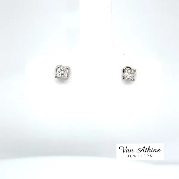 0.25 Carat Diamond Earrings Van Atkins Jewelers New Albany, MS