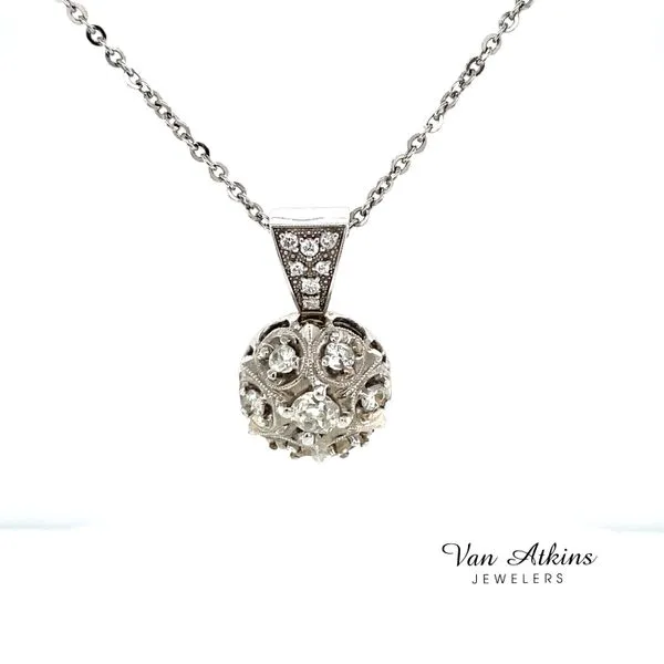 Diamond Pendants/Necklaces Van Atkins Jewelers New Albany, MS