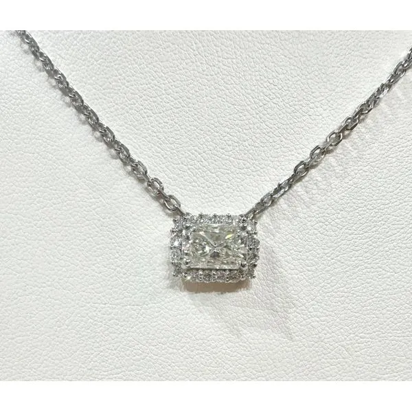 Diamond Pendants/Necklaces Van Atkins Jewelers New Albany, MS