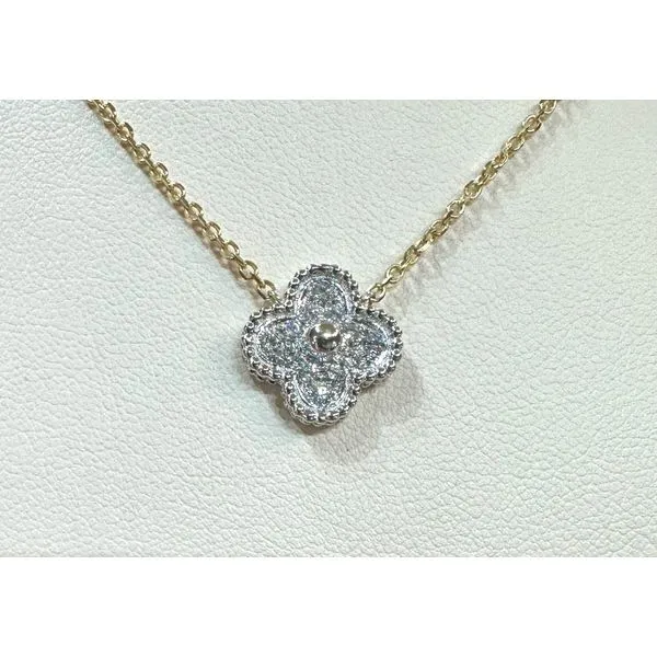 Diamond Pendants/Necklaces Van Atkins Jewelers New Albany, MS