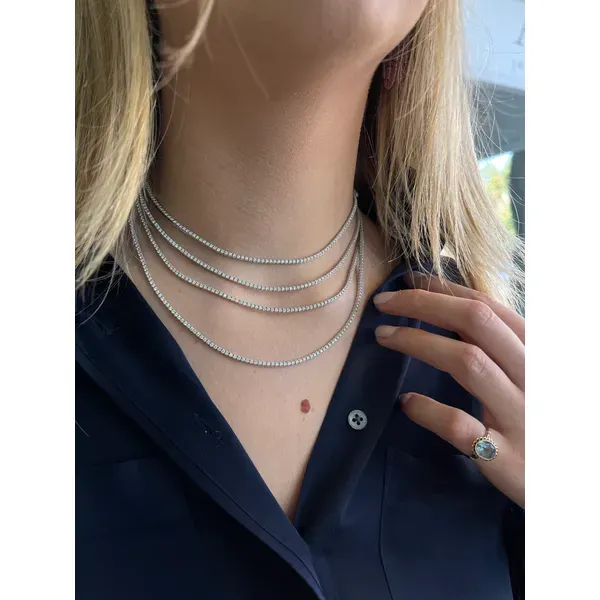 Diamond Pendants/Necklaces Van Atkins Jewelers New Albany, MS