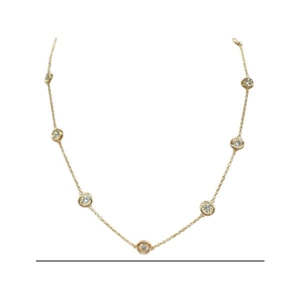 Diamond Pendants/Necklaces Van Atkins Jewelers New Albany, MS