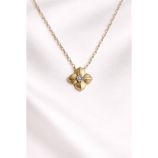 Diamond Pendants/Necklaces Van Atkins Jewelers New Albany, MS