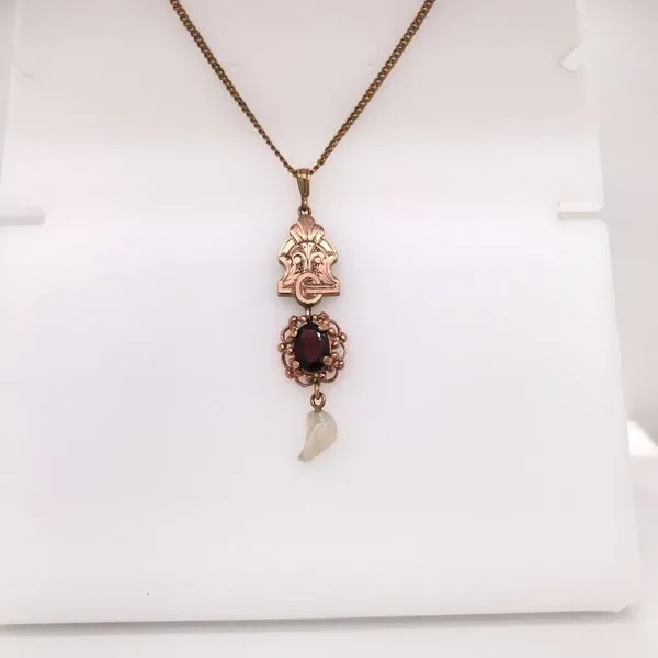 Estate Diamond Pendant/Necklace Image 2 Van Atkins Jewelers New Albany, MS