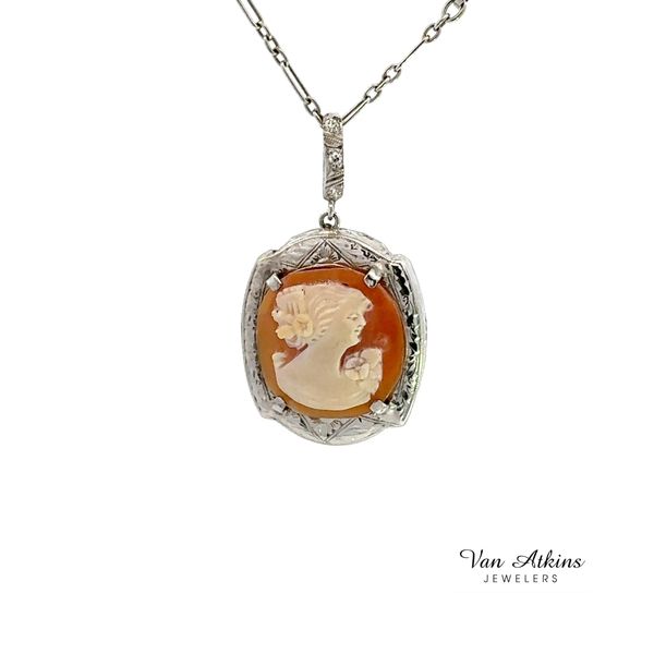 Estate Diamond Pendant/Necklace Van Atkins Jewelers New Albany, MS