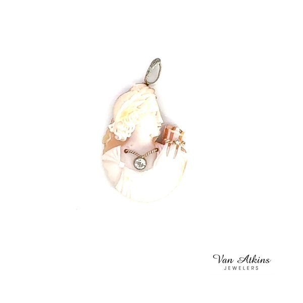 Estate Diamond Pendant/Necklace Van Atkins Jewelers New Albany, MS