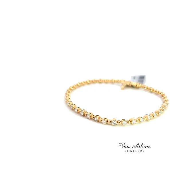 1.76 Carat Diamond Bracelet Image 3 Van Atkins Jewelers New Albany, MS