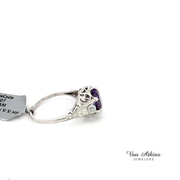 3.04 Carat Colored Stone Rings - Women's Image 3 Van Atkins Jewelers New Albany, MS