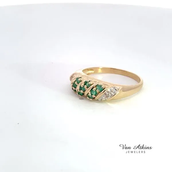 Colored Stone Ring Image 3 Van Atkins Jewelers New Albany, MS