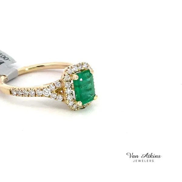 1.72 Carat Colored Stone Rings - Women's Image 2 Van Atkins Jewelers New Albany, MS