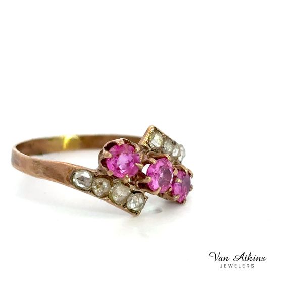 0.75 Carat Estate Color Stone Ring Image 3 Van Atkins Jewelers New Albany, MS