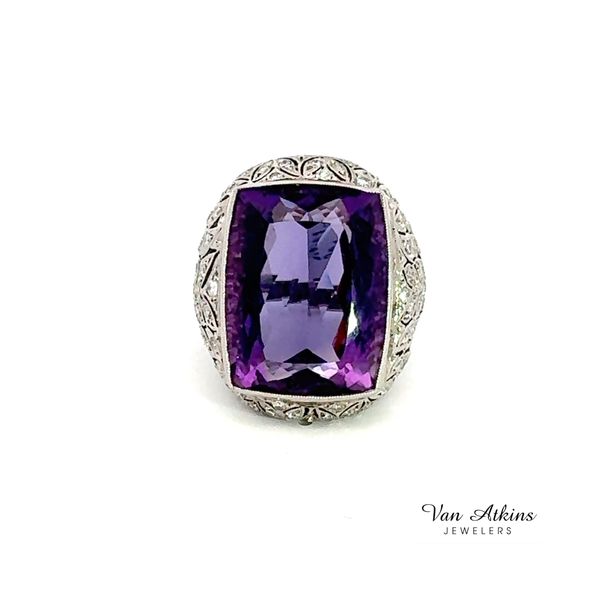 31.5 Carat Estate Color Stone Ring Image 2 Van Atkins Jewelers New Albany, MS