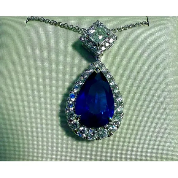 Color Stones Pendants/Necklaces Van Atkins Jewelers New Albany, MS