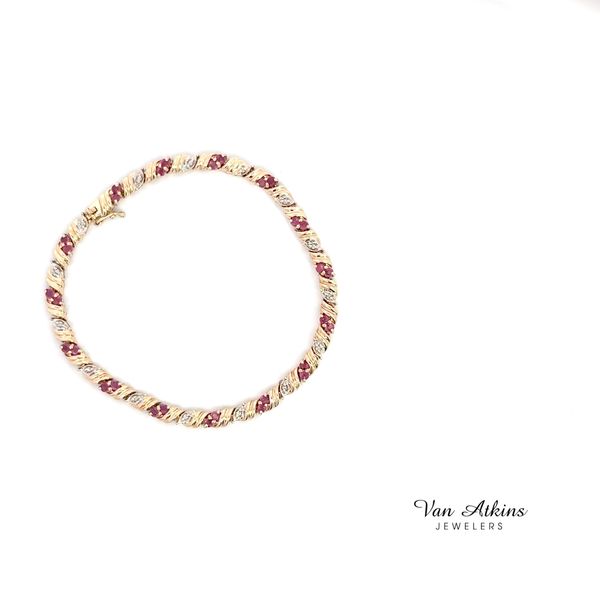 1.05 Carat Color Stone Bracelet Image 4 Van Atkins Jewelers New Albany, MS