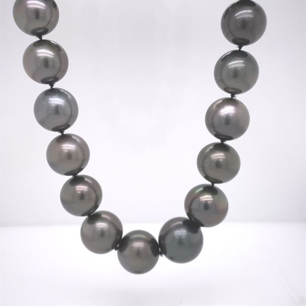 Tehitian Pearls with Diamond Clasp Van Atkins Jewelers New Albany, MS