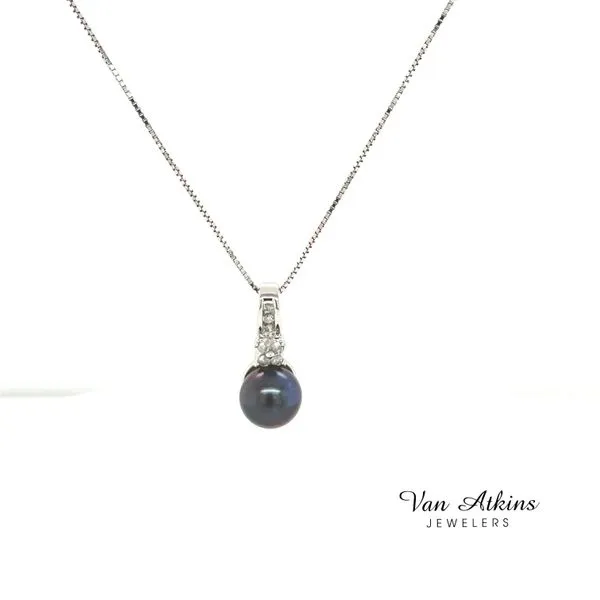 Pearl Pendants/Necklaces Van Atkins Jewelers New Albany, MS