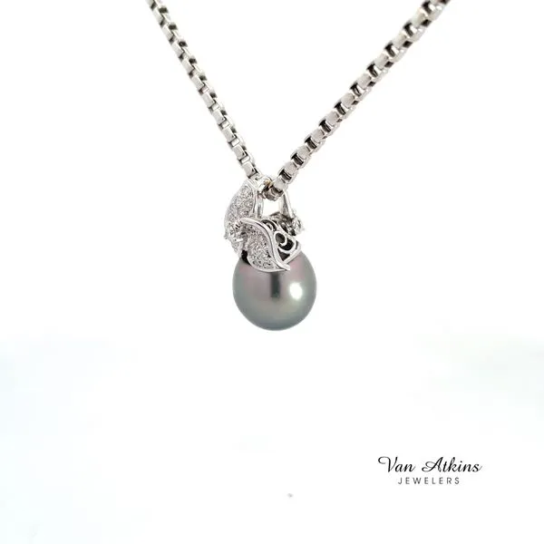 0.4 Carat Pearl Necklace Image 4 Van Atkins Jewelers New Albany, MS