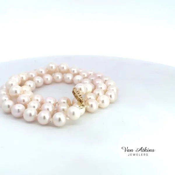 Pearl Necklace Image 2 Van Atkins Jewelers New Albany, MS