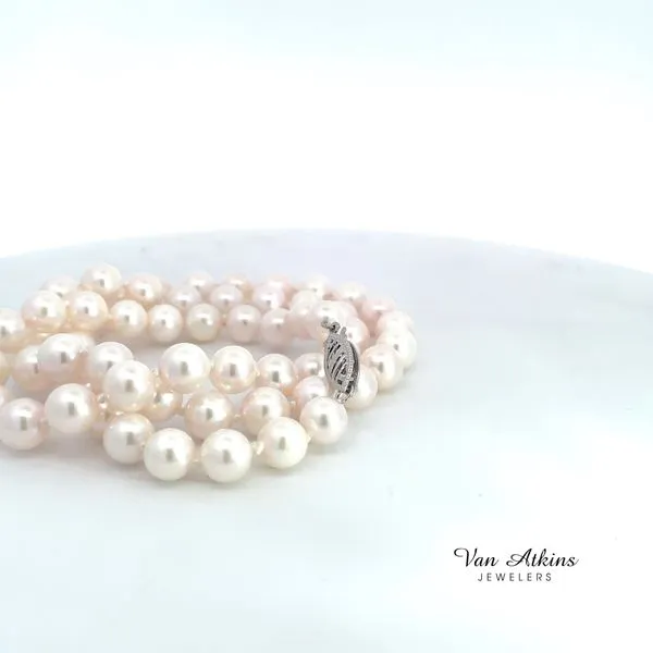Pearl Necklace Image 3 Van Atkins Jewelers New Albany, MS