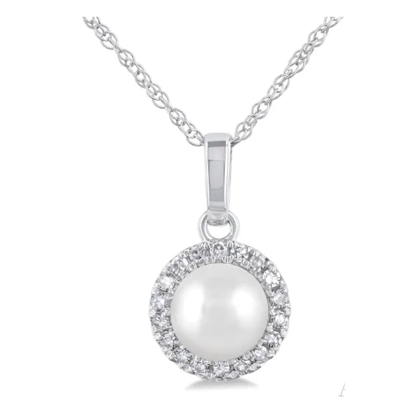 0.07 Carat Pearl Pendants/Necklaces Van Atkins Jewelers New Albany, MS