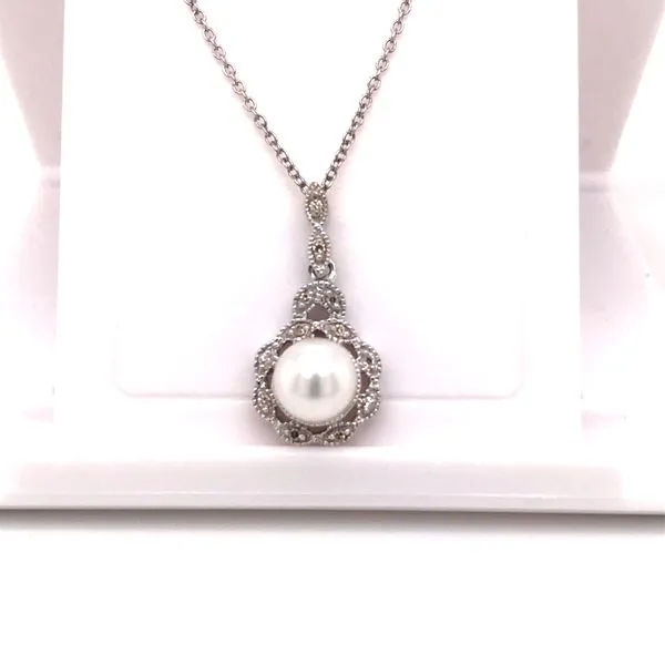 0.05 Carat Pearl Pendant Image 2 Van Atkins Jewelers New Albany, MS