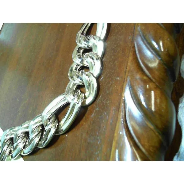 Precious Metal (No Stones) Pendants / Necklaces Van Atkins Jewelers New Albany, MS