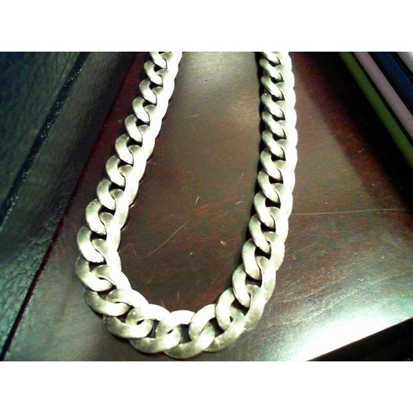 Precious Metal (No Stones) Chains Van Atkins Jewelers New Albany, MS