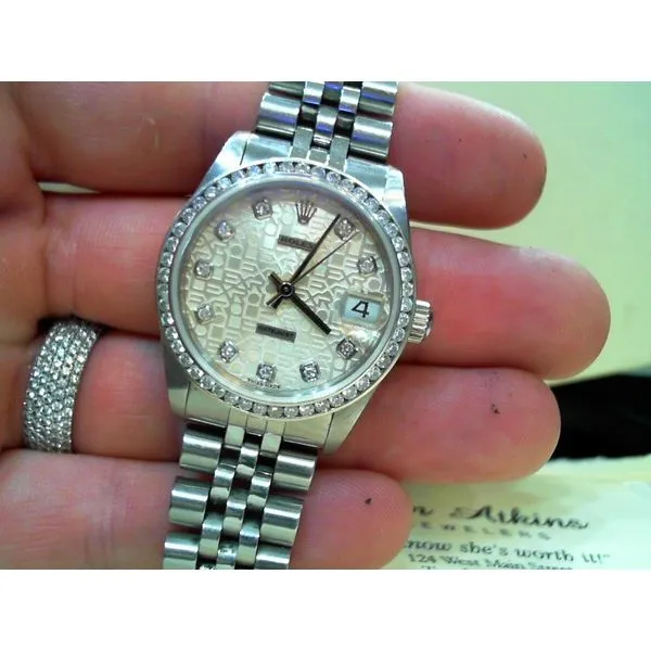 Watch Van Atkins Jewelers New Albany, MS