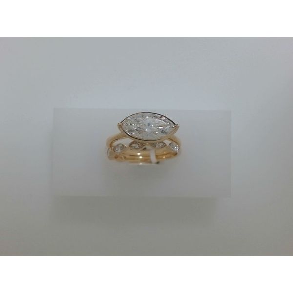 14K Yellow Gold Marquise Diamond Bridal Set Vandenbergs Fine Jewellery Winnipeg, MB