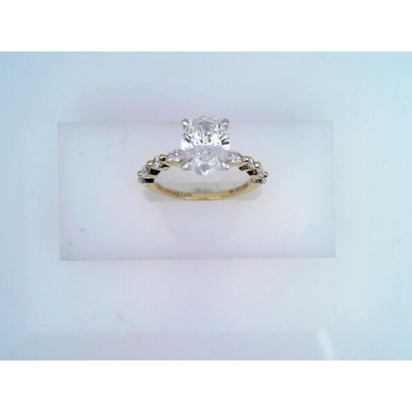 14K Gold Oval Diamond Engagement Ring Vandenbergs Fine Jewellery Winnipeg, MB