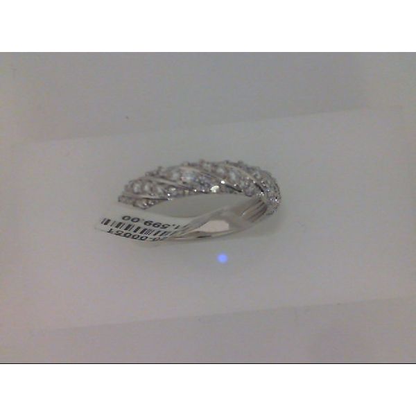 14K White Gold Diamond Ring Vandenbergs Fine Jewellery Winnipeg, MB