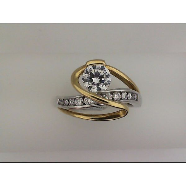 Two-Tone Diamond Ring Vandenbergs Fine Jewellery Winnipeg, MB