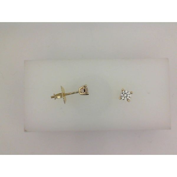 14K Yellow Gold Round Diamond Studs Vandenbergs Fine Jewellery Winnipeg, MB