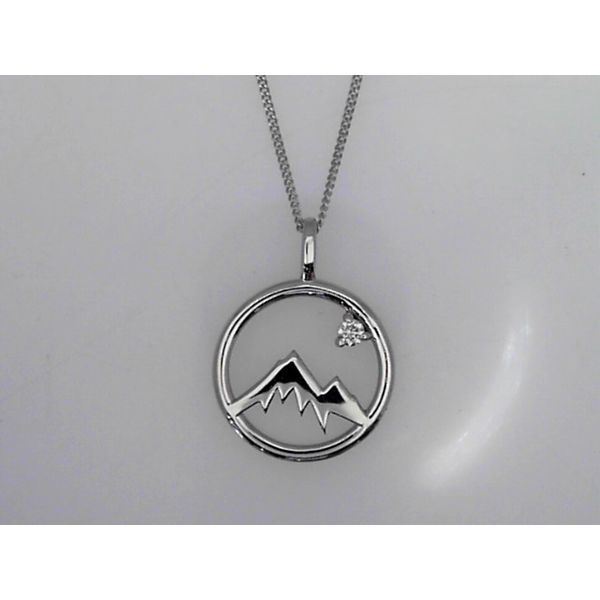 Diamond Circle Mountain Necklace Vandenbergs Fine Jewellery Winnipeg, MB