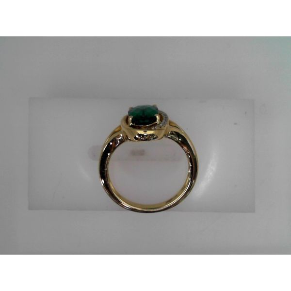 14K Gold Emerald & Diamond Ring Image 2 Vandenbergs Fine Jewellery Winnipeg, MB